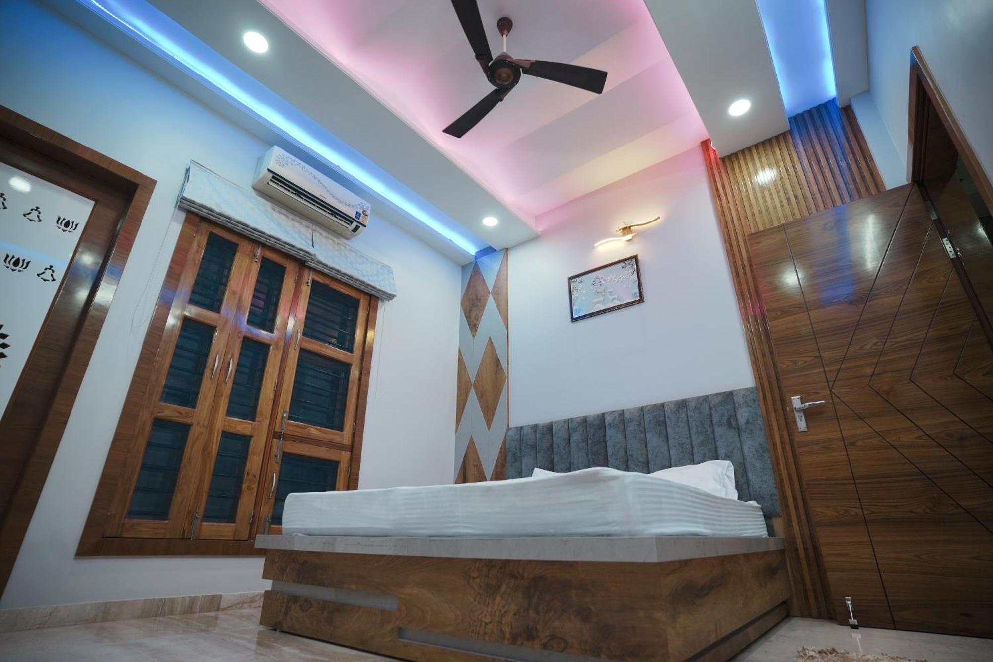 Amritam Palace A Luxury Ac Home Stay Ringas Zewnętrze zdjęcie