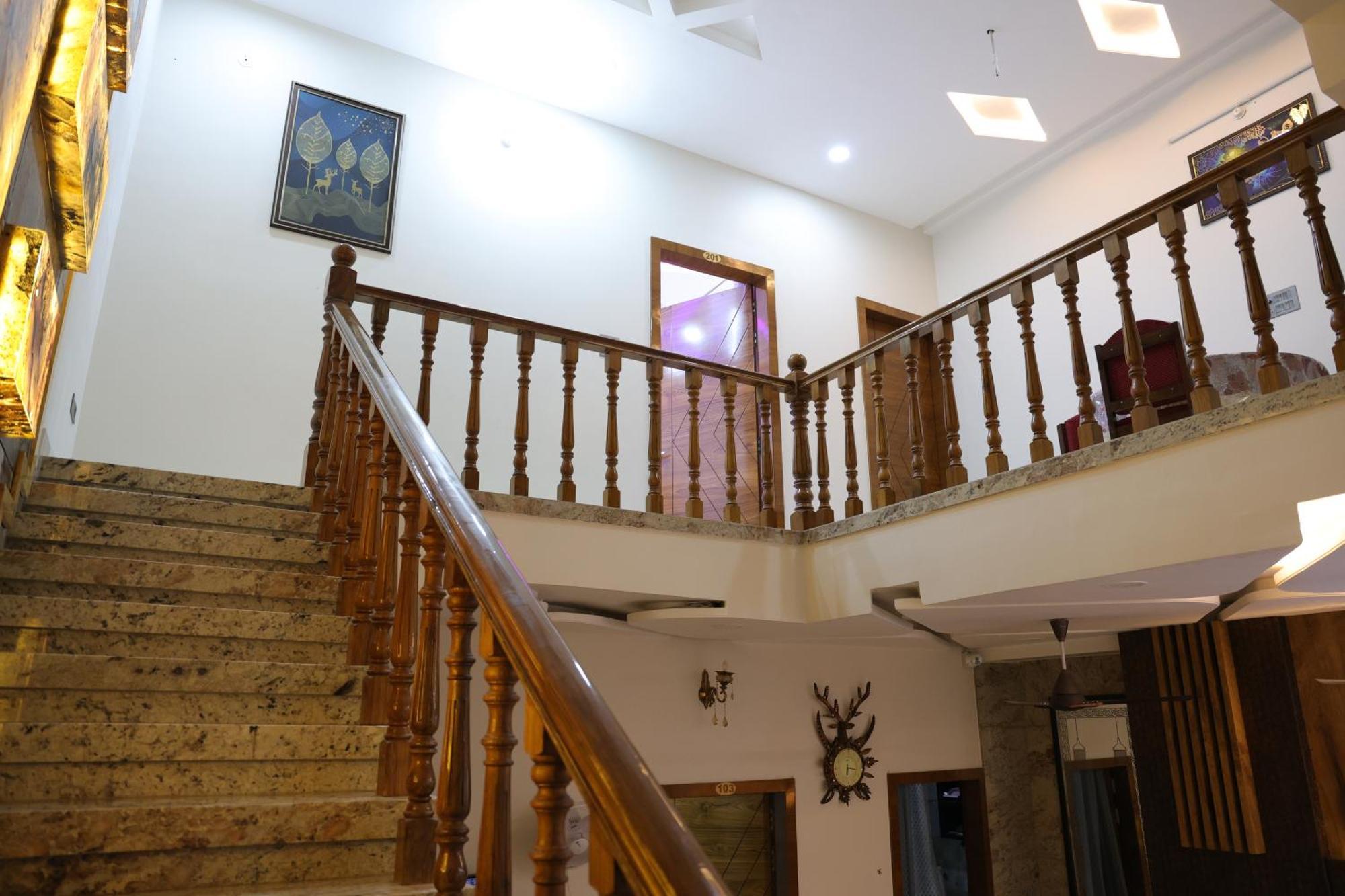 Amritam Palace A Luxury Ac Home Stay Ringas Zewnętrze zdjęcie