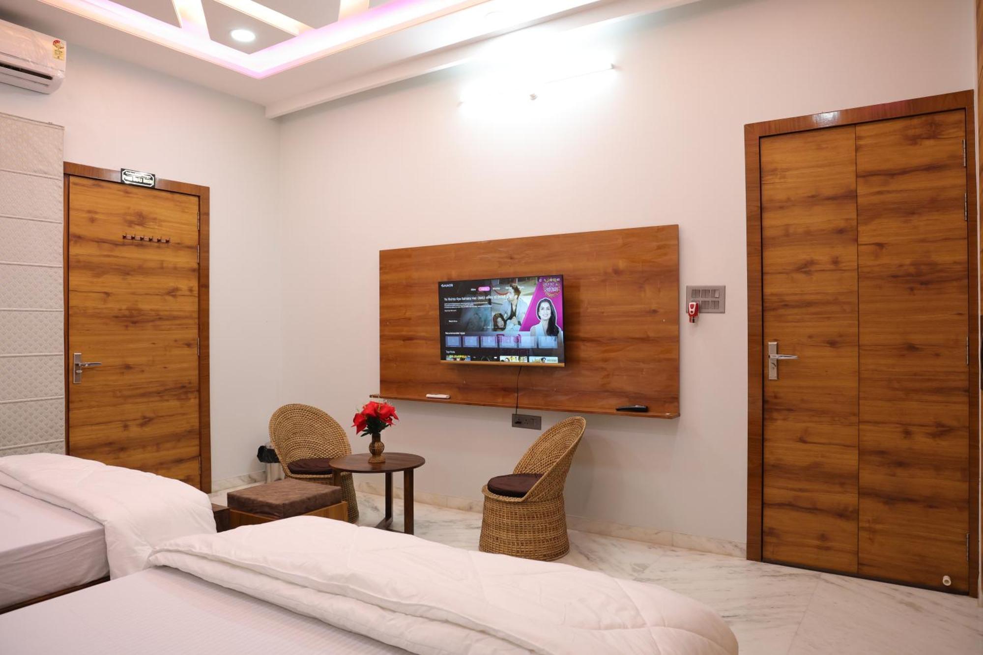 Amritam Palace A Luxury Ac Home Stay Ringas Zewnętrze zdjęcie