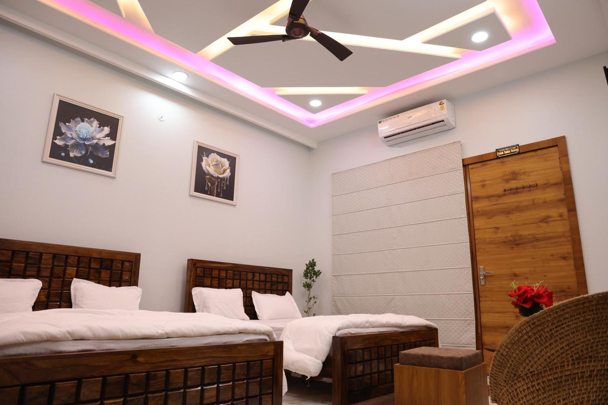 Amritam Palace A Luxury Ac Home Stay Ringas Zewnętrze zdjęcie