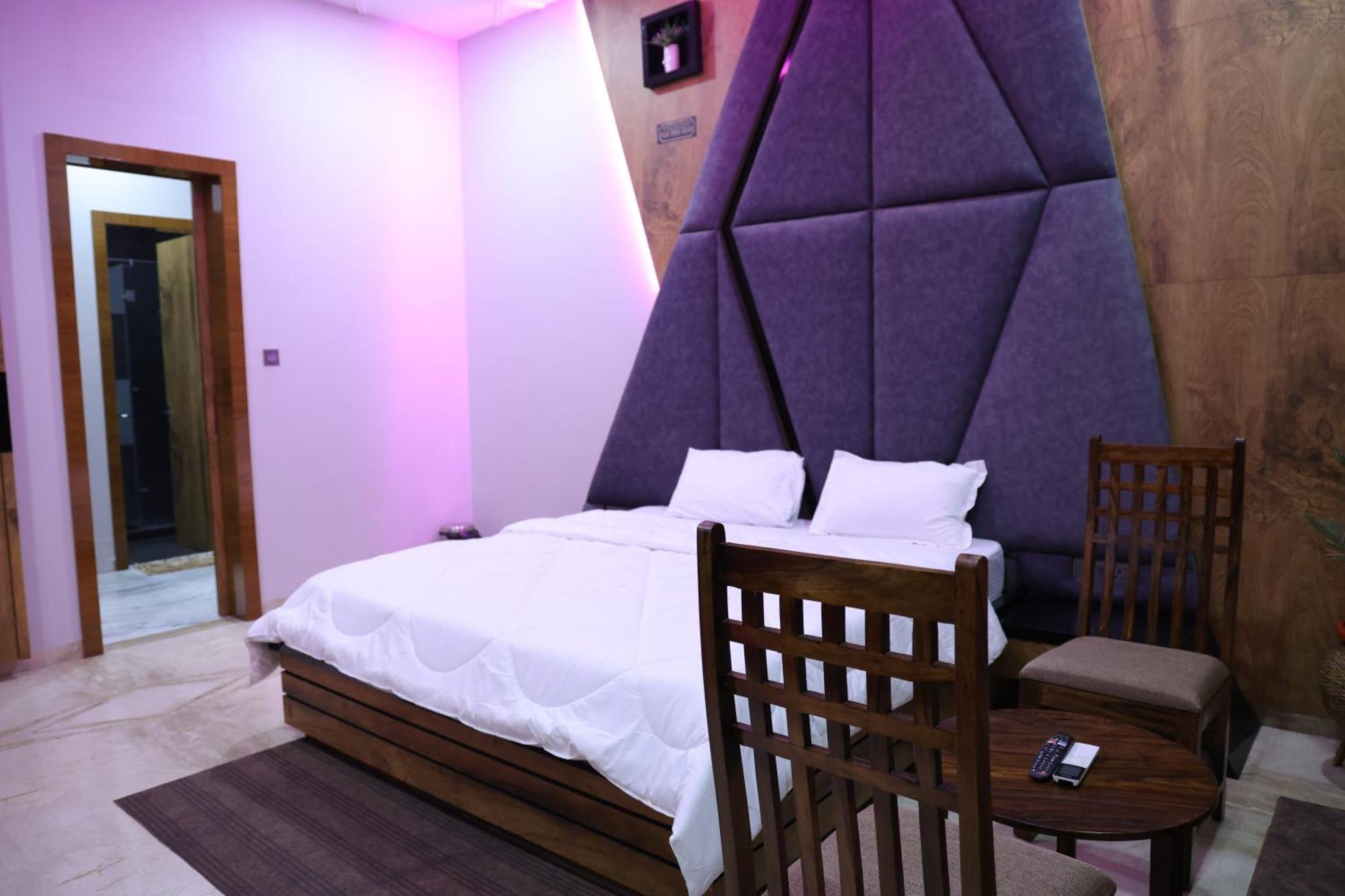 Amritam Palace A Luxury Ac Home Stay Ringas Zewnętrze zdjęcie