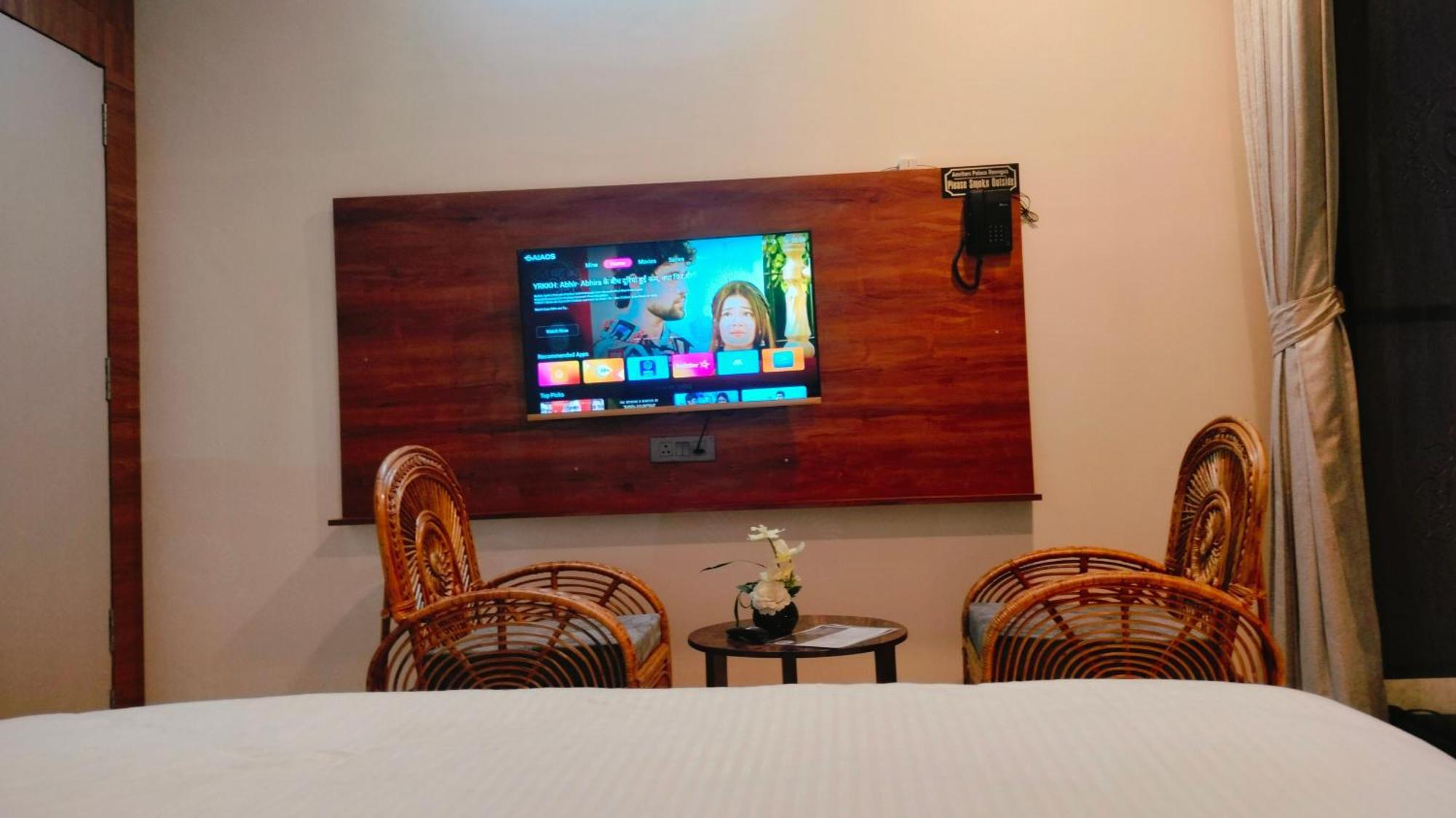 Amritam Palace A Luxury Ac Home Stay Ringas Zewnętrze zdjęcie